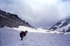 In cammino verso la bocchetta delle Forbici (nei pressi del rifugio Carate).