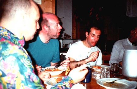 Cena autogestita al rifugio Kjeldebu, insieme a Martin di Dsseldorf.