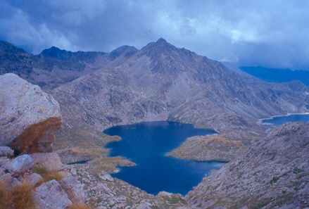 Vista sull'Estany Cubieso, dalla Collada de Dellui.