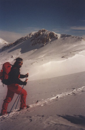 Gruppo del Velino: in salita verso il rifugio Sebastiani.